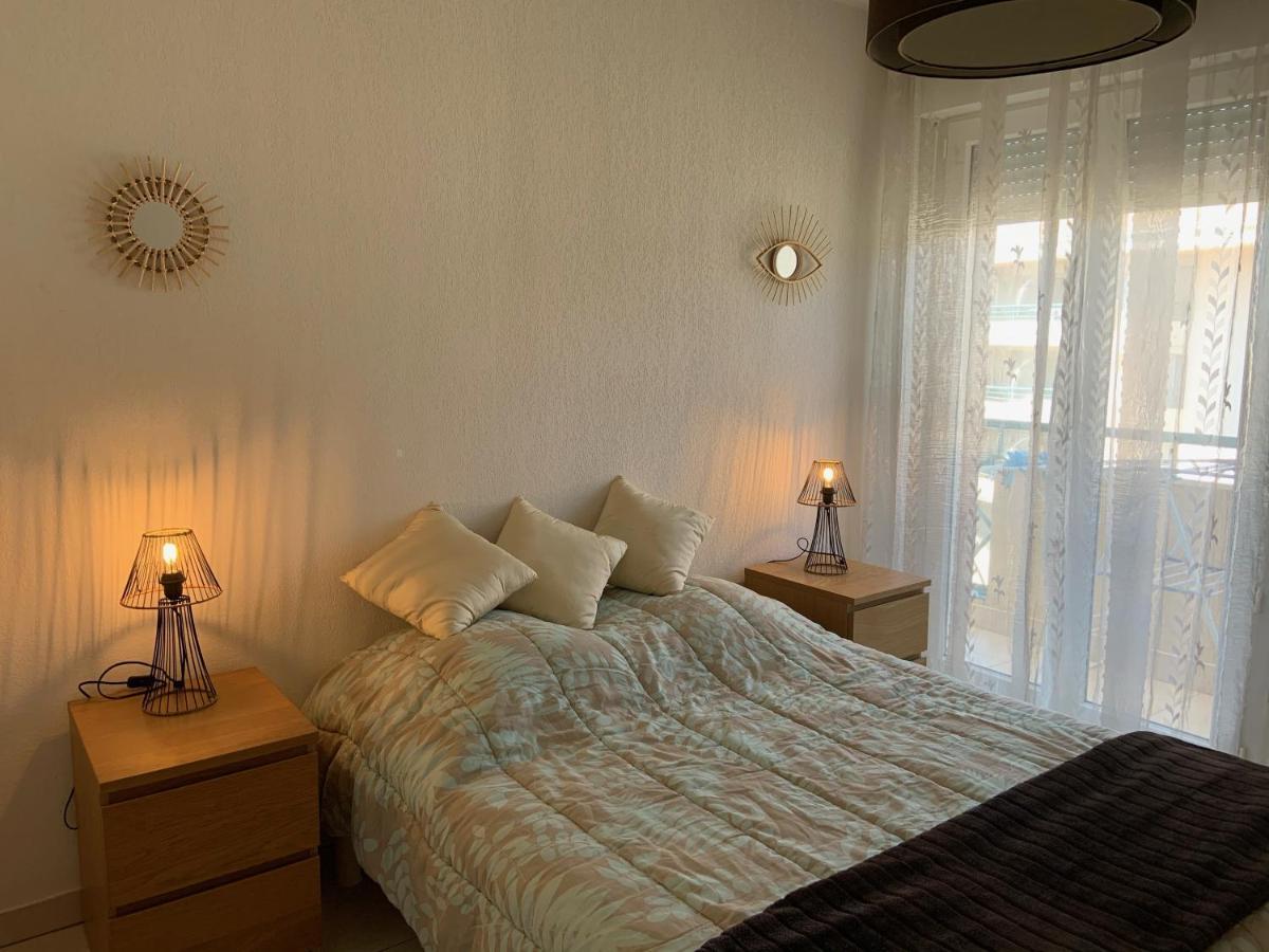 Port Frejus - Le Romanee - Appartement Vue Mer - 2 Chambres Exterior photo